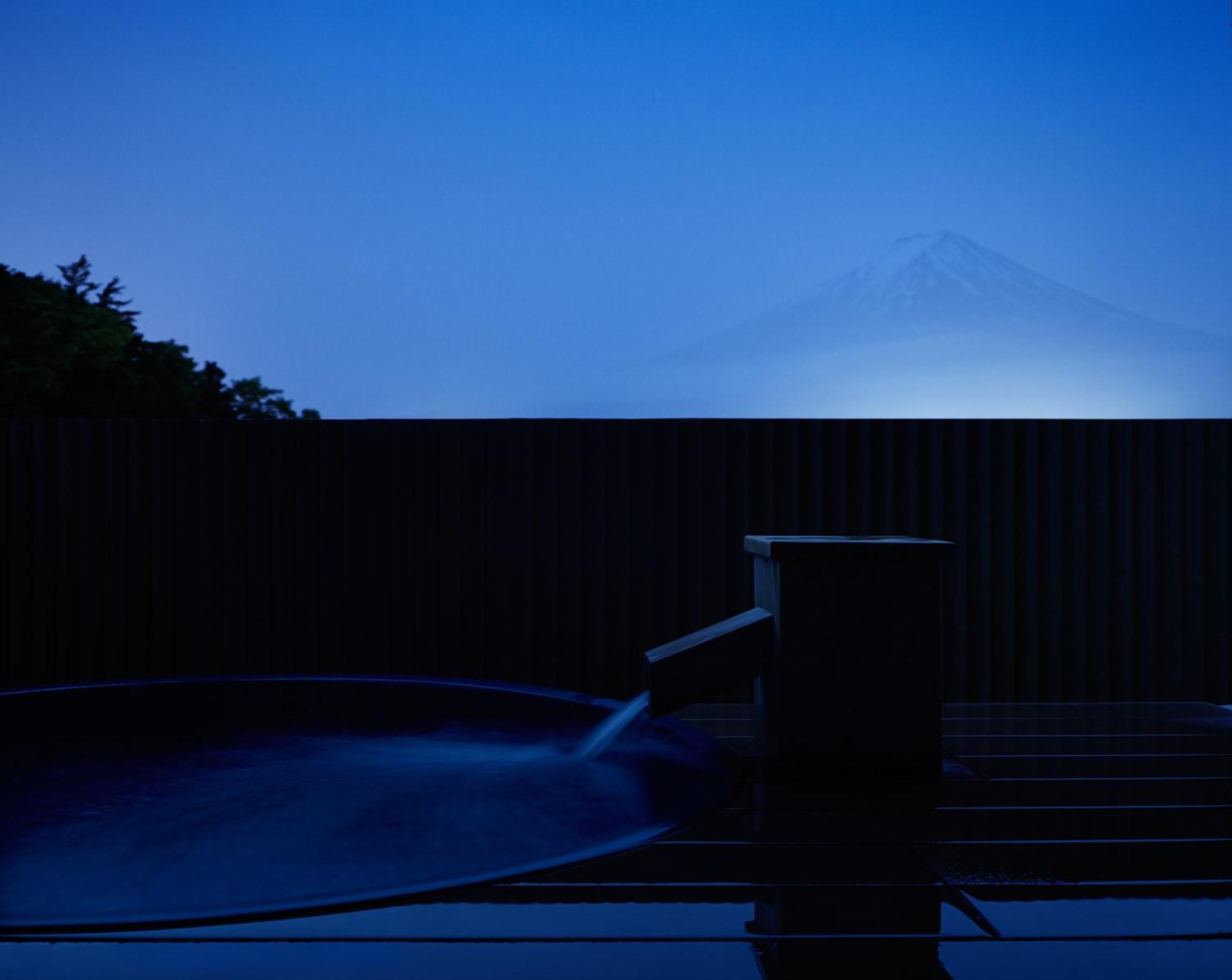 Fujikawaguchiko Onsen Konanso Hotel Szoba fotó Mount Fuji from the hotel