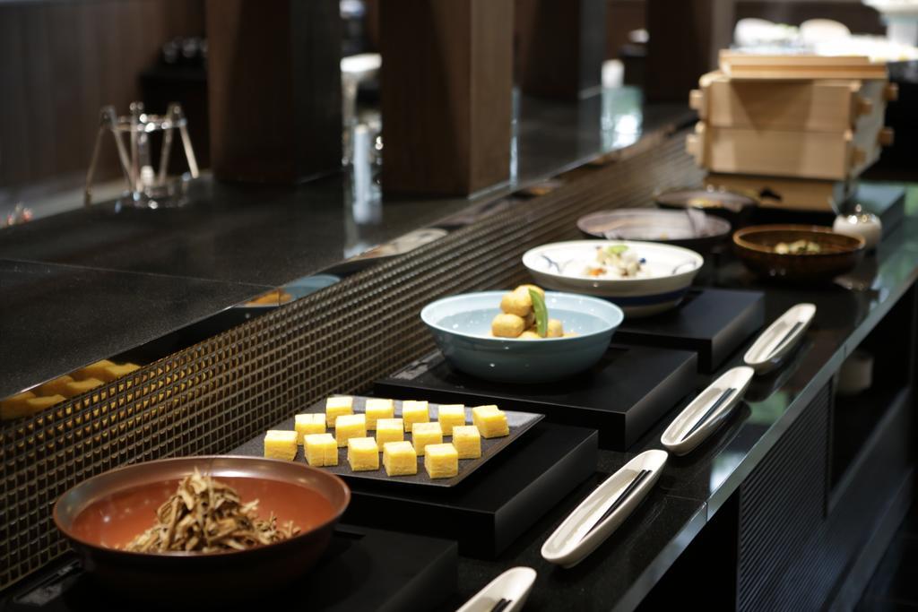 Fujikawaguchiko Onsen Konanso Hotel Kültér fotó A selection of Japanese cuisine